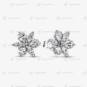 Pandora Sparkling Herbarium Cluster Stud Earrings